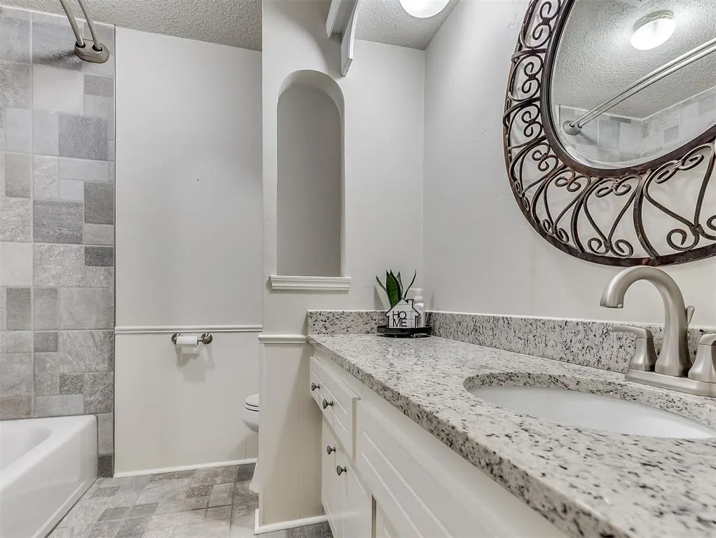 Photo 17 — 5132 NW 19th Terrace, Oklahoma City, OK 73127