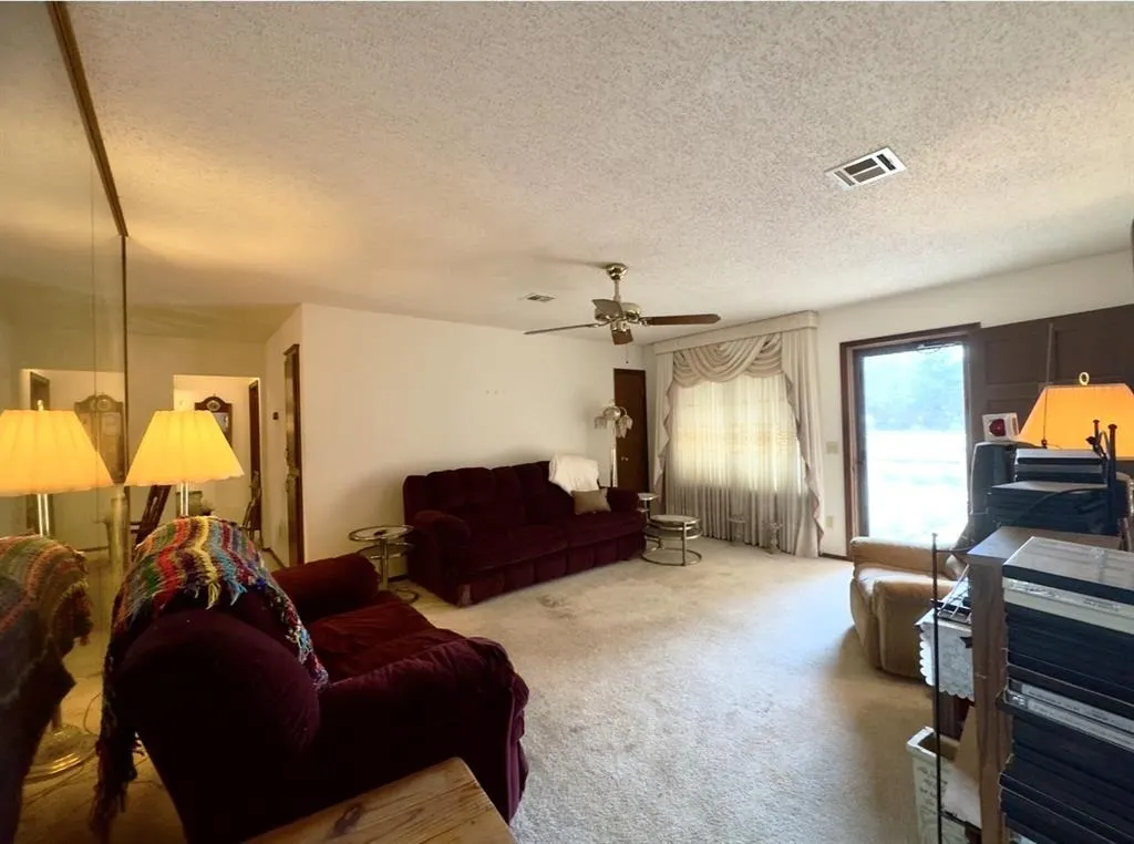 Photo 6 — 814 N Oklahoma Avenue, Mangum, OK 73554