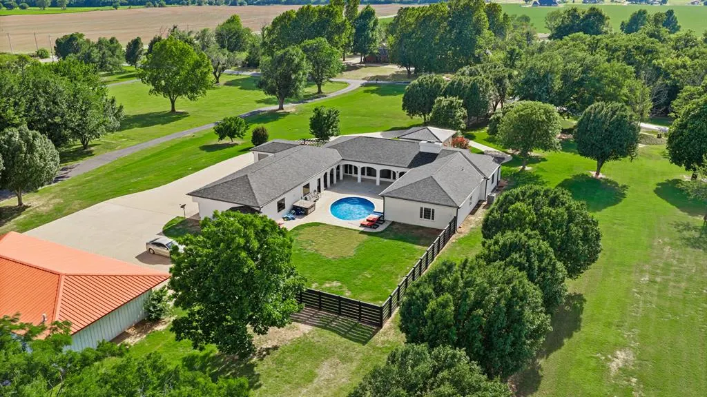 Front exterior — 103 Mallard Row, Washington, OK 73093
