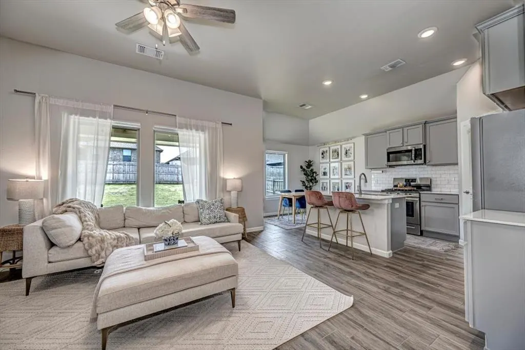 Photo 4 — 8316 NW 163rd Terrace, Edmond, OK 73013