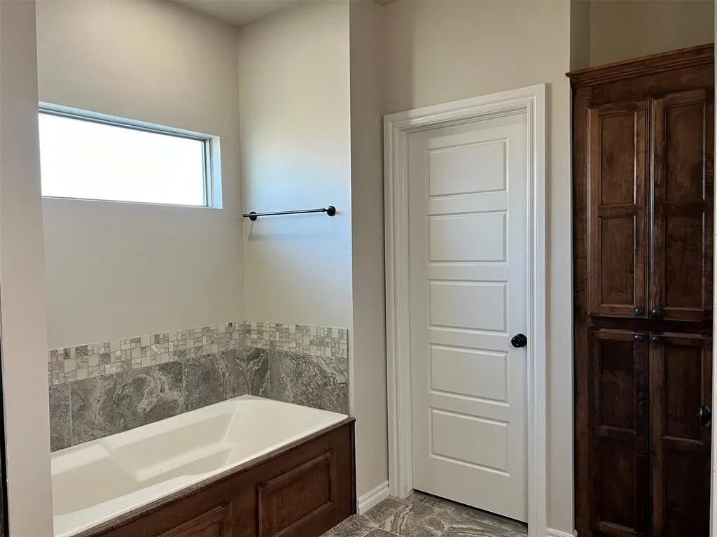 Photo 24 — 203 N Lyla Glen Drive, Washington, OK 73093
