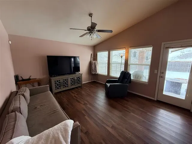 Photo 7 — 9525 SW 25th Street, Oklahoma City, OK 73128