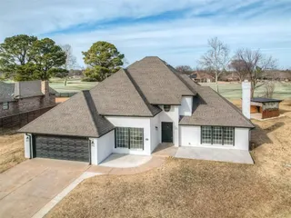 Sold home at 2310 Lakeside Circle