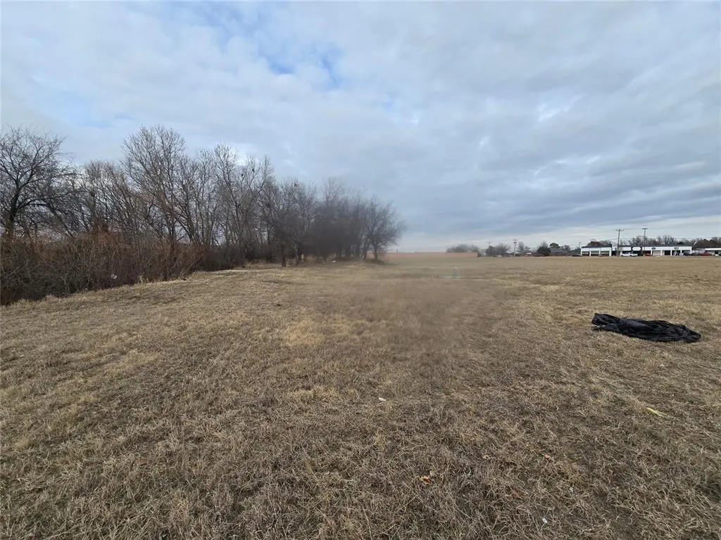 Photo 8 — 1451 S Morgan Road, Oklahoma City, OK 73128