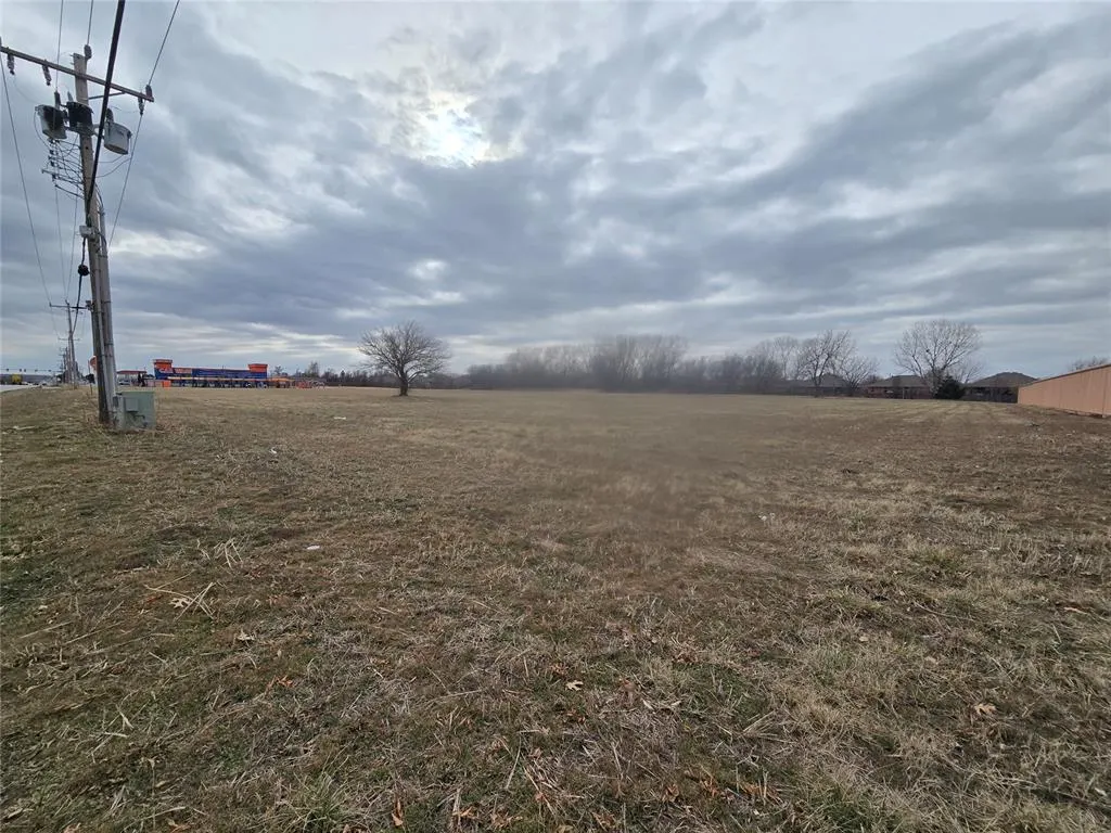 Photo 14 — 1451 S Morgan Road, Oklahoma City, OK 73128