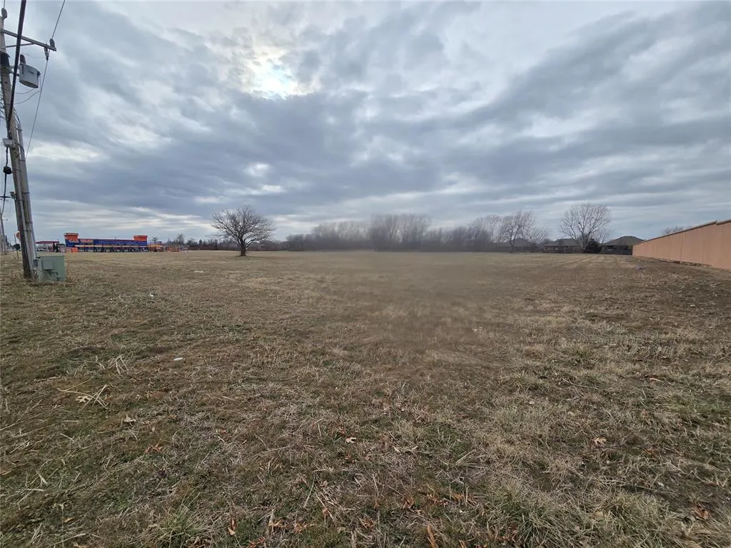 Photo 15 — 1451 S Morgan Road, Oklahoma City, OK 73128