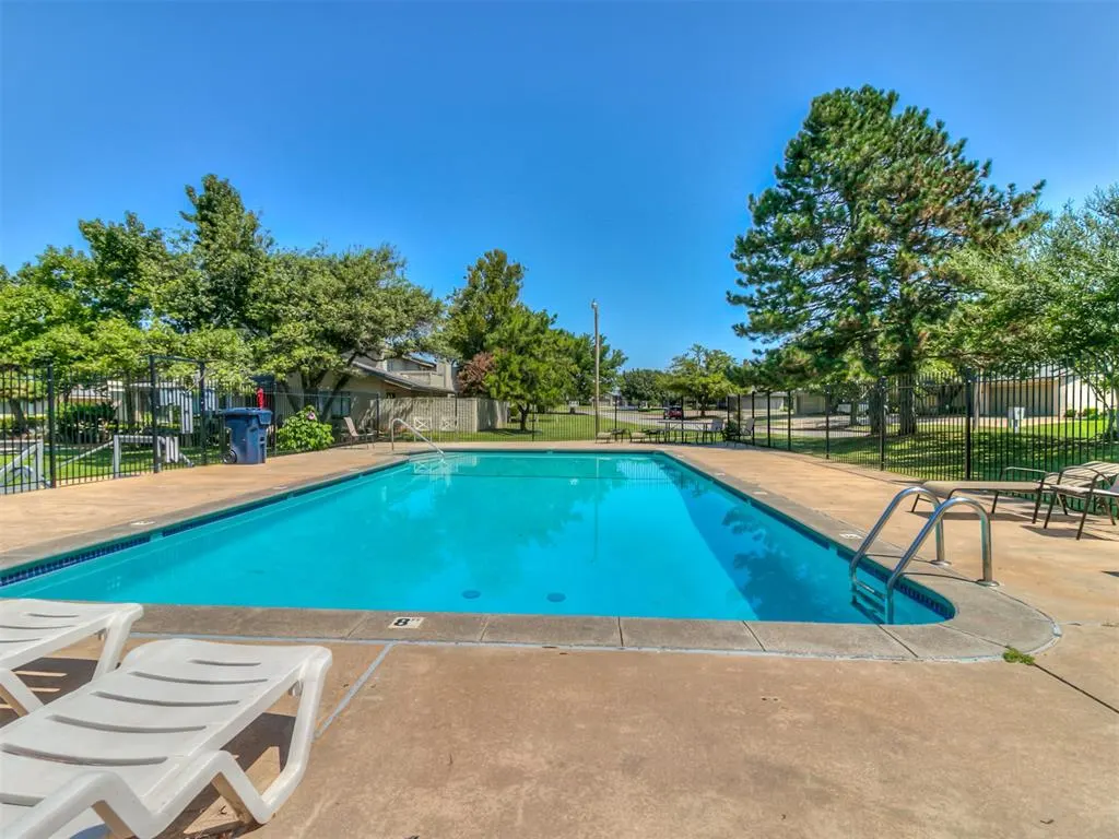 Photo 40 — 10011 Hefner Village Terrace, Oklahoma City, OK 73162