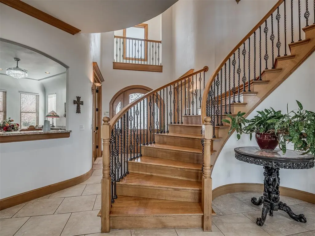 Photo 7 — 5001 Carrington Place, Oklahoma City, OK 73131