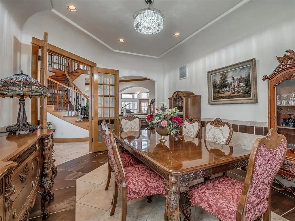 Photo 9 — 5001 Carrington Place, Oklahoma City, OK 73131