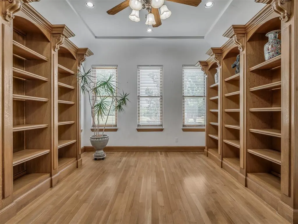 Photo 11 — 5001 Carrington Place, Oklahoma City, OK 73131