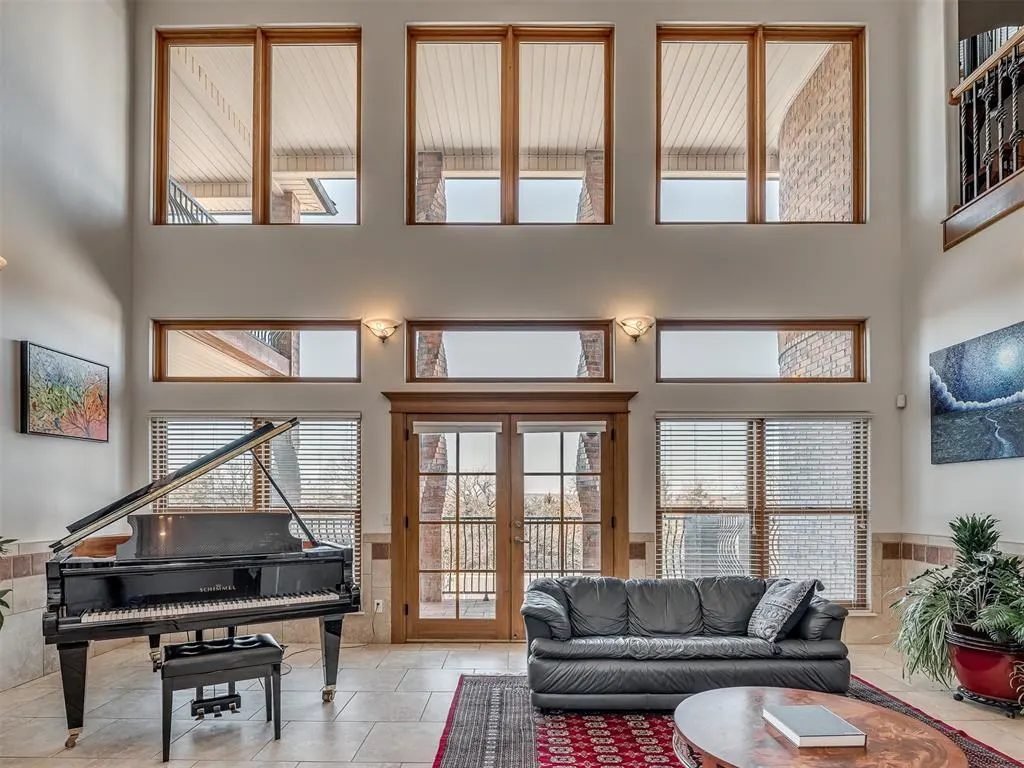 Photo 12 — 5001 Carrington Place, Oklahoma City, OK 73131
