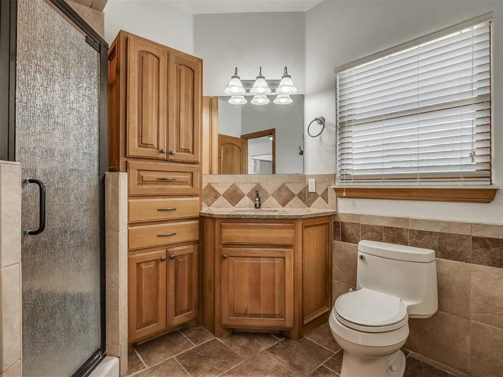 Photo 37 — 5001 Carrington Place, Oklahoma City, OK 73131