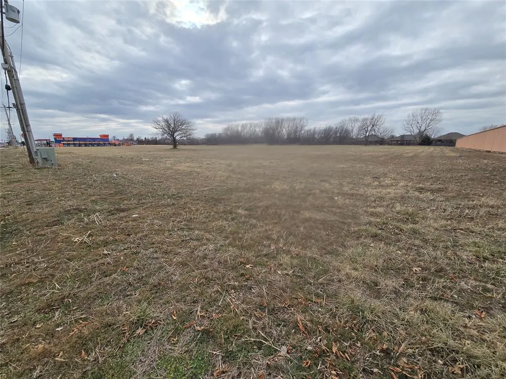 Photo 15 — 1451 S Morgan Road, Oklahoma City, OK 73128