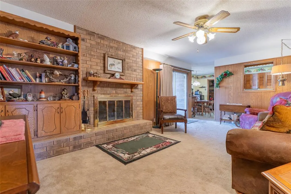Photo 4 — 713 Maple Street, Weatherford, OK 73096