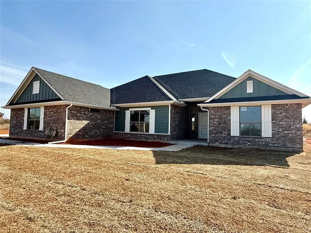 Front exterior — 1983 Twin Spires Trail, Blanchard, OK 73010
