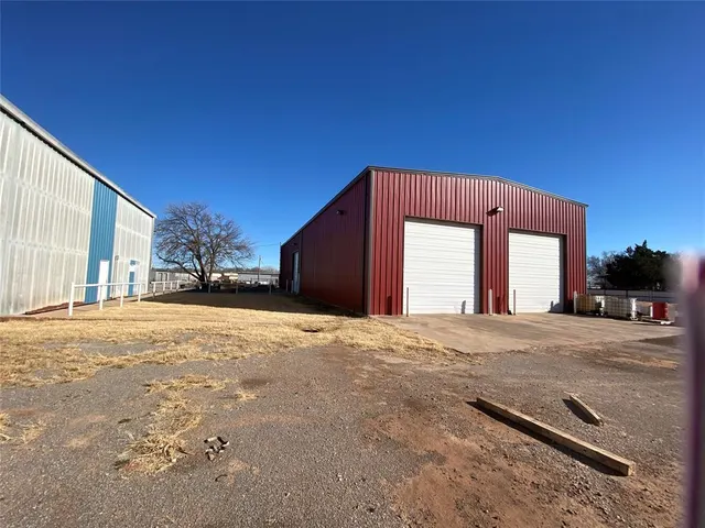 Photo 7 — 120 W 12th Street, Elk City, OK 73644