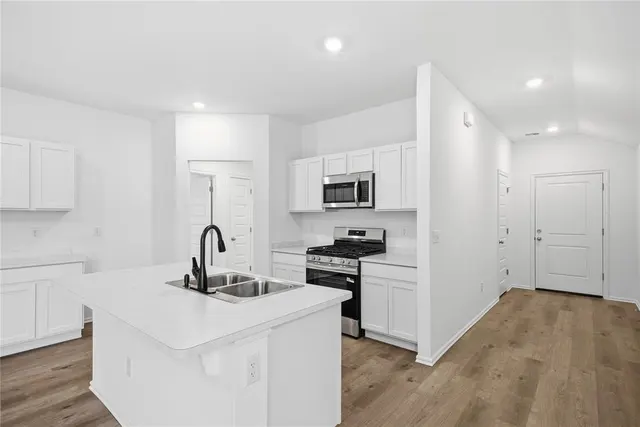 Photo 3 — 10513 Little Blue Lane, Oklahoma City, OK 73131