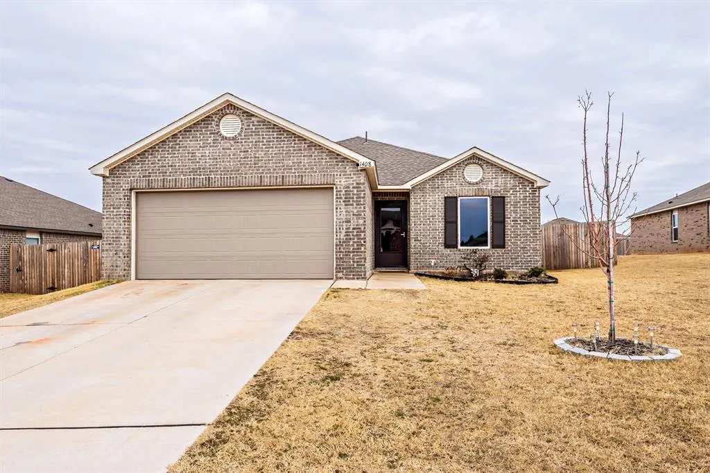Front exterior — 1408 Ellie Court, Shawnee, OK 74804