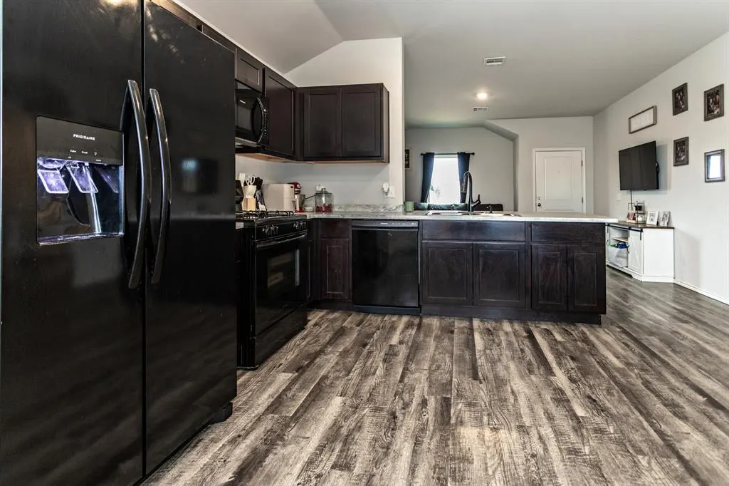 Photo 11 — 1408 Ellie Court, Shawnee, OK 74804
