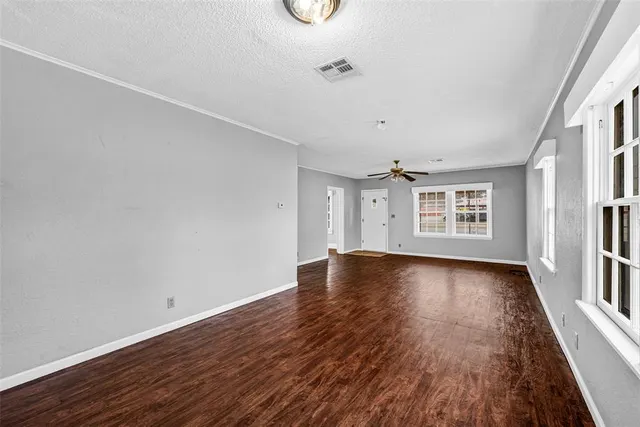 Photo 7 — 402 S Broadway Street, Marlow, OK 73055
