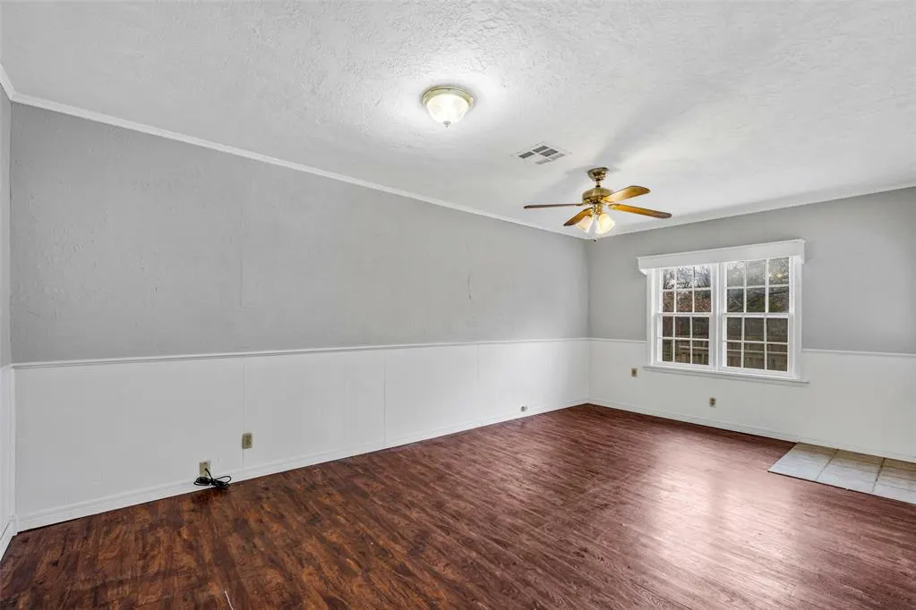 Photo 10 — 402 S Broadway Street, Marlow, OK 73055
