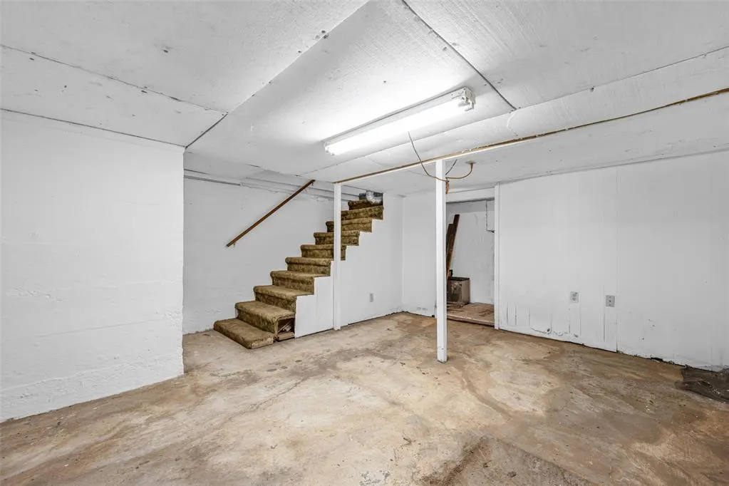 Photo 19 — 402 S Broadway Street, Marlow, OK 73055