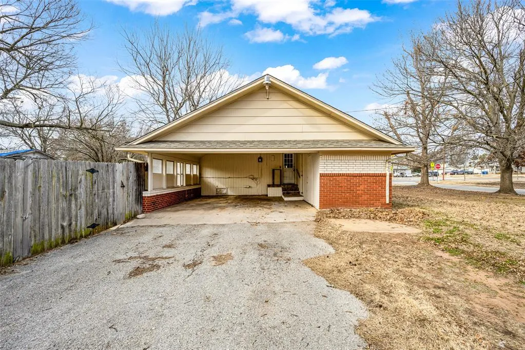 Photo 24 — 402 S Broadway Street, Marlow, OK 73055