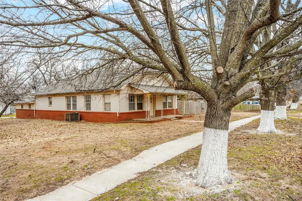 Photo 29 — 402 S Broadway Street, Marlow, OK 73055