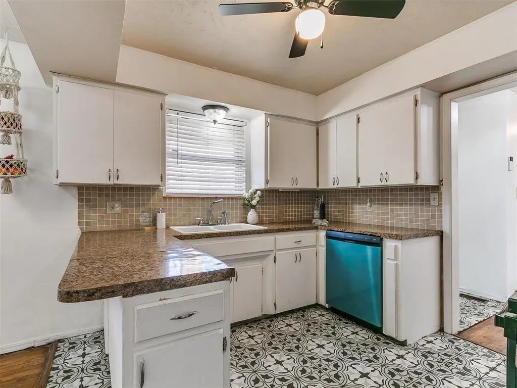 Photo 13 — 10116 Oak Park Drive, Midwest City, OK 73130