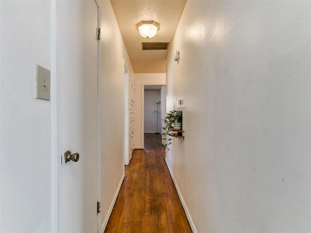 Photo 14 — 10116 Oak Park Drive, Midwest City, OK 73130