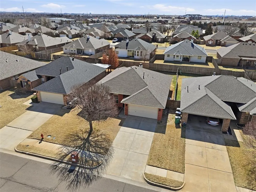 Photo 42 — 2204 NW 157th Street, Edmond, OK 73013