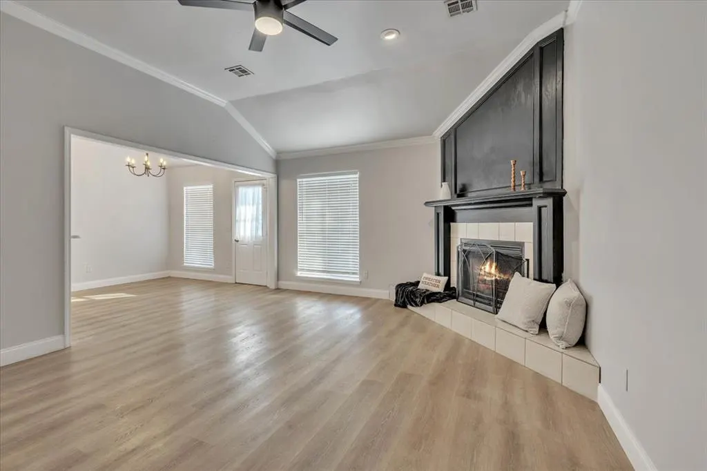 Photo 7 — 401 Whitehouse Lane, Edmond, OK 73003