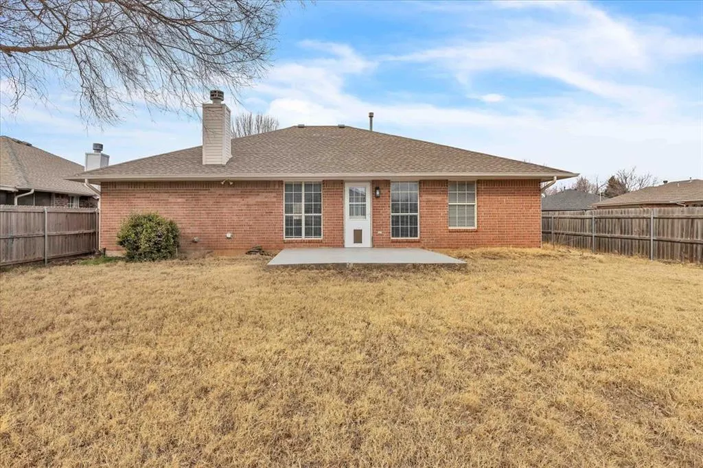 Photo 33 — 401 Whitehouse Lane, Edmond, OK 73003