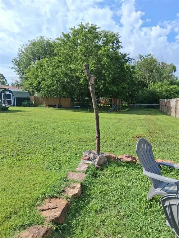 Photo 22 — 730 N Tucker Avenue, Shawnee, OK 74801