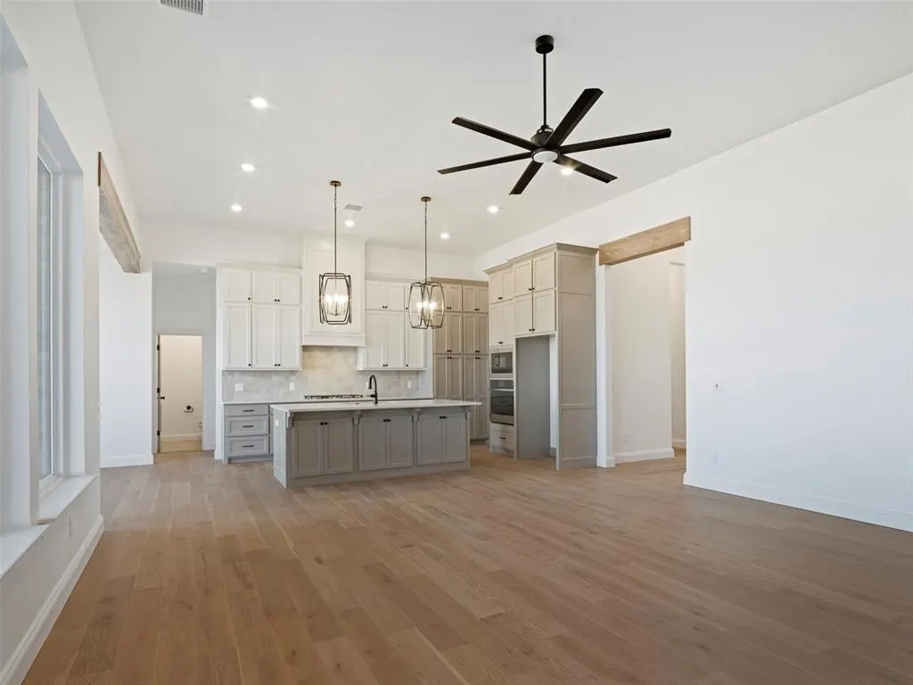 Photo 10 — 7805 NW 163rd Street, Oklahoma City, OK 73013