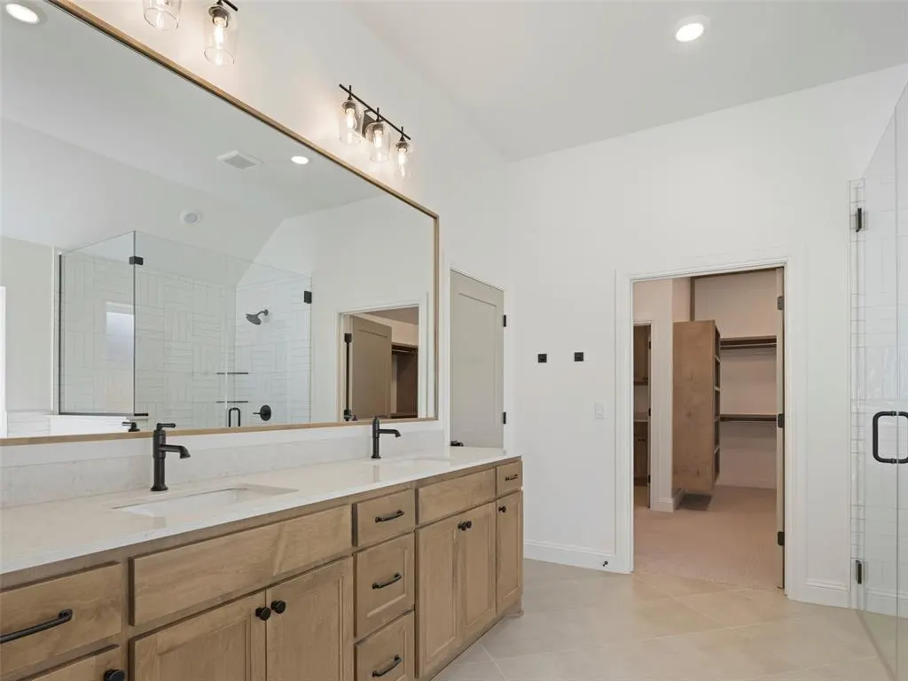 Photo 30 — 7805 NW 163rd Street, Oklahoma City, OK 73013