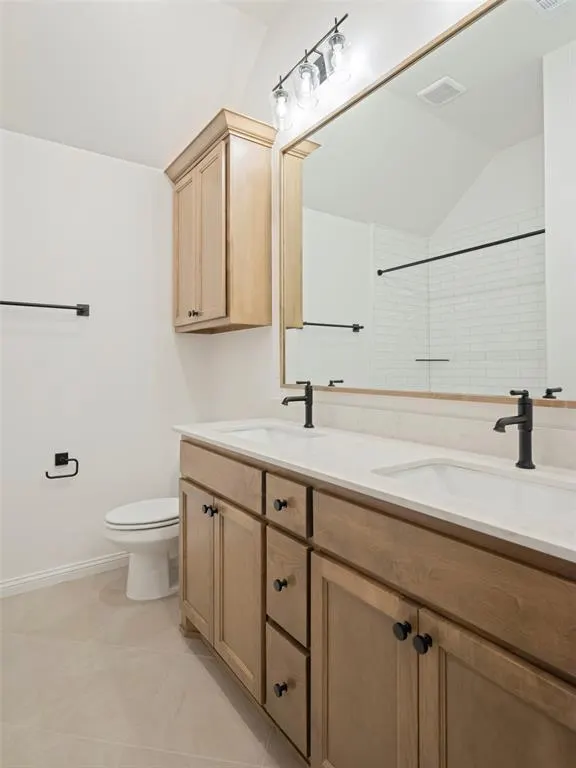 Photo 45 — 7805 NW 163rd Street, Oklahoma City, OK 73013