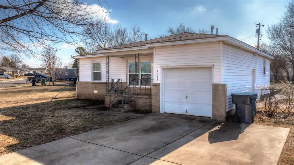 Front exterior — 2948 SW 49th Street, Oklahoma City, OK 73119