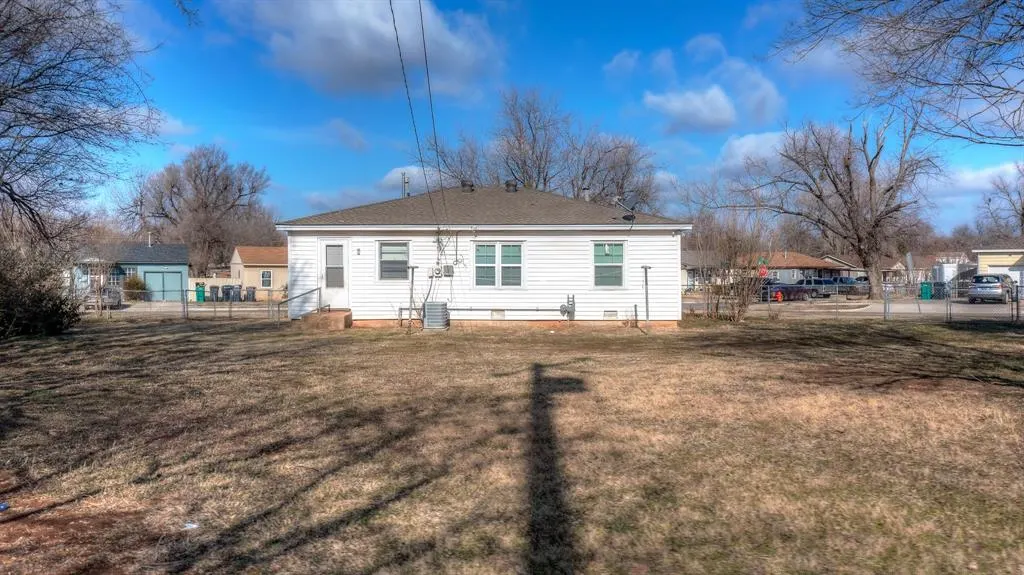 Photo 35 — 2948 SW 49th Street, Oklahoma City, OK 73119