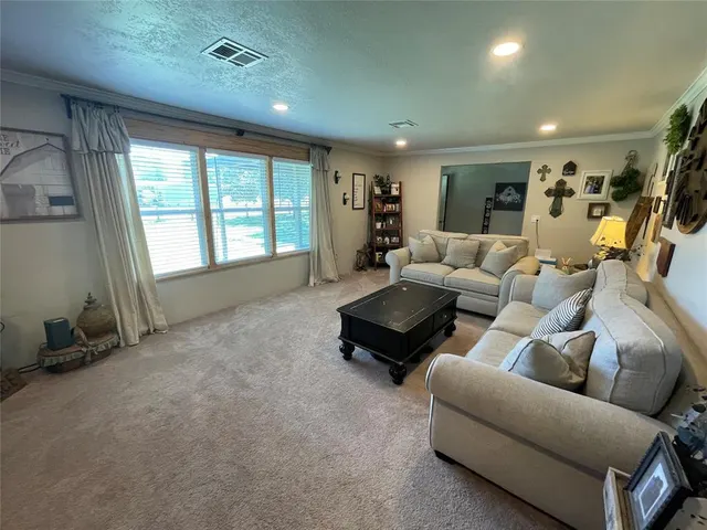 Photo 7 — 513 E Monroe Street, Maud, OK 74854