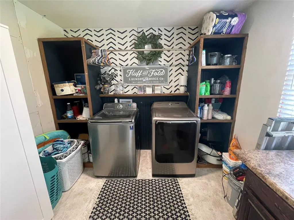 Photo 31 — 513 E Monroe Street, Maud, OK 74854