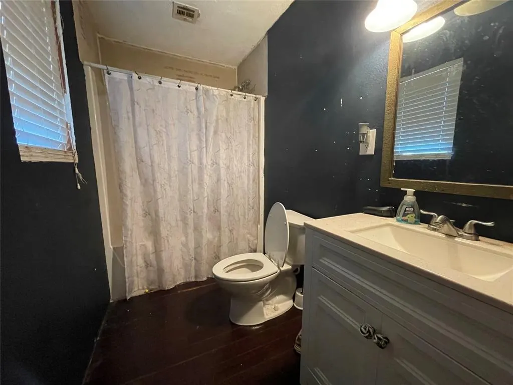 Photo 33 — 513 E Monroe Street, Maud, OK 74854