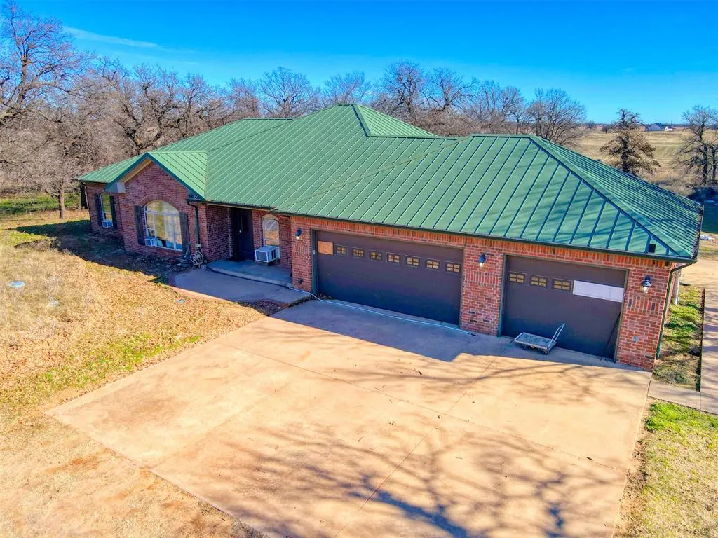 Photo 3 — 15245 N 2970 Road, Crescent, OK 73028