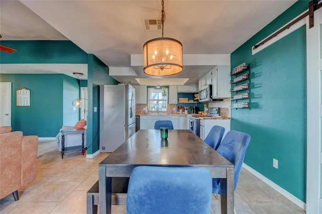 Photo 8 — 3601 Black Hawk Drive, Norman, OK 73072