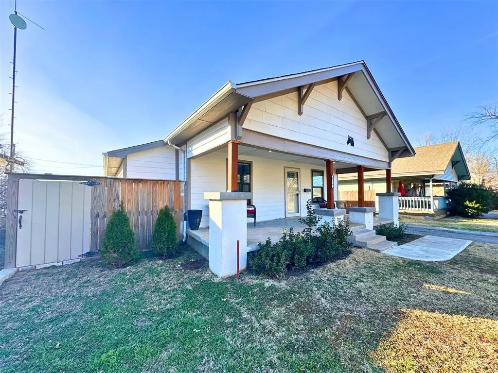 Photo 4 — 814 S Ellison Avenue, El Reno, OK 73036