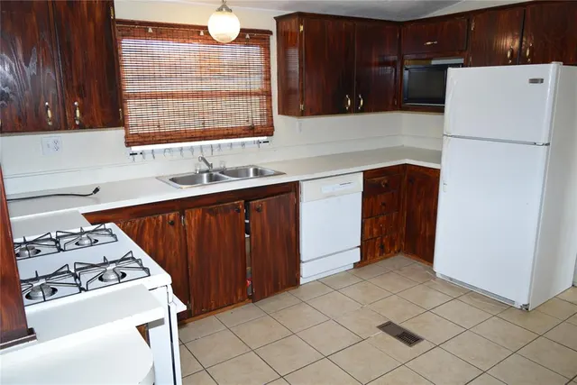 Photo 6 — 22050 Hwy 102, Tecumseh, OK 74873