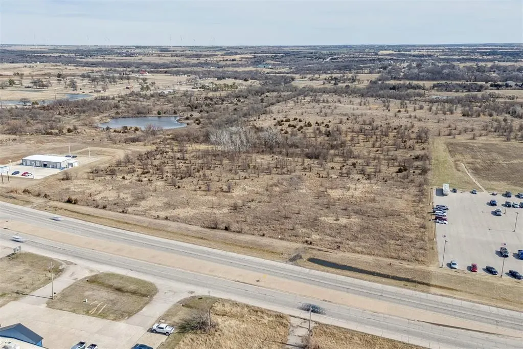 Photo 14 — 14th St & E Hubbard Rd, Ponca City, OK 74604