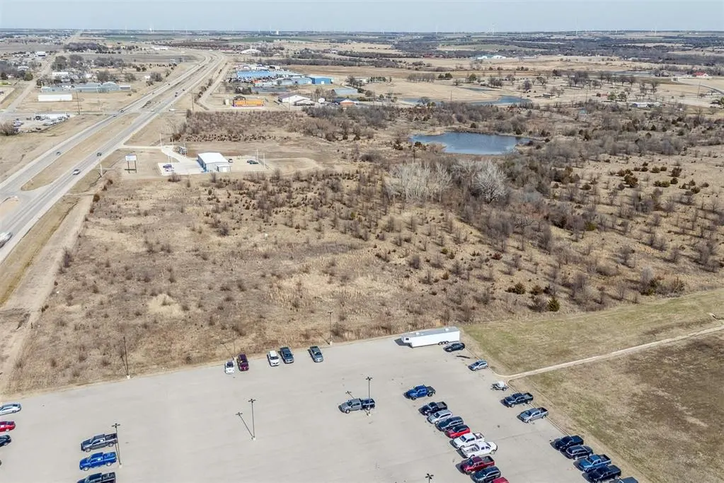 Photo 18 — 14th St & E Hubbard Rd, Ponca City, OK 74604