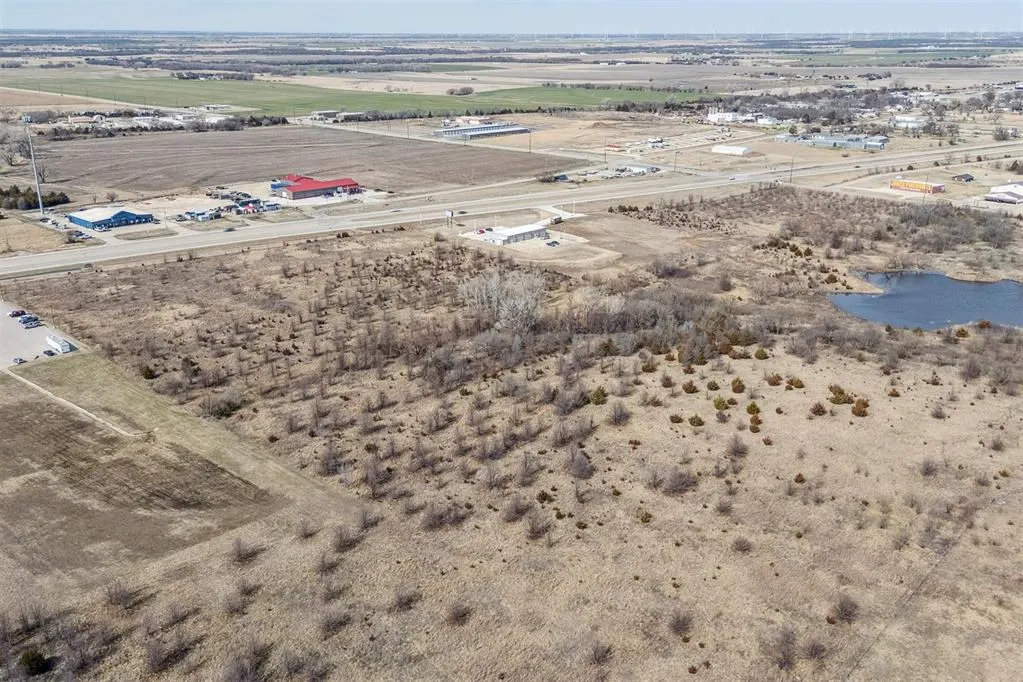 Photo 40 — 14th St & E Hubbard Rd, Ponca City, OK 74604