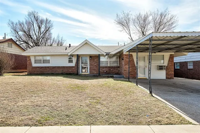 Photo 2 — 3026 SW 53rd Street, Oklahoma City, OK 73119